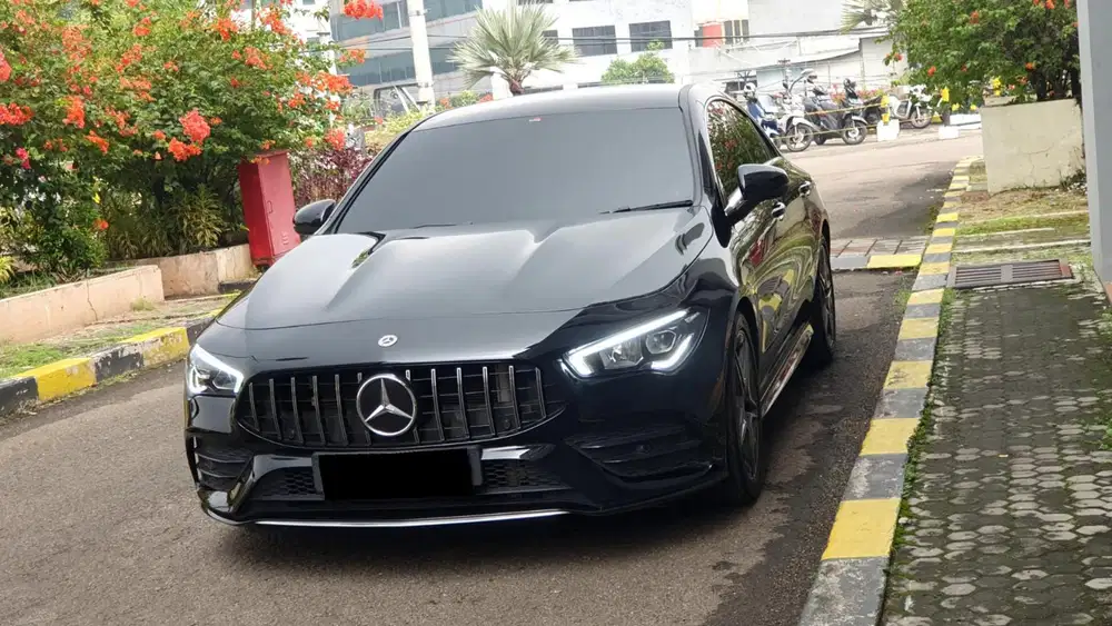 Km17rb mercedes benz mercy cla200 amg line 2022 hitam