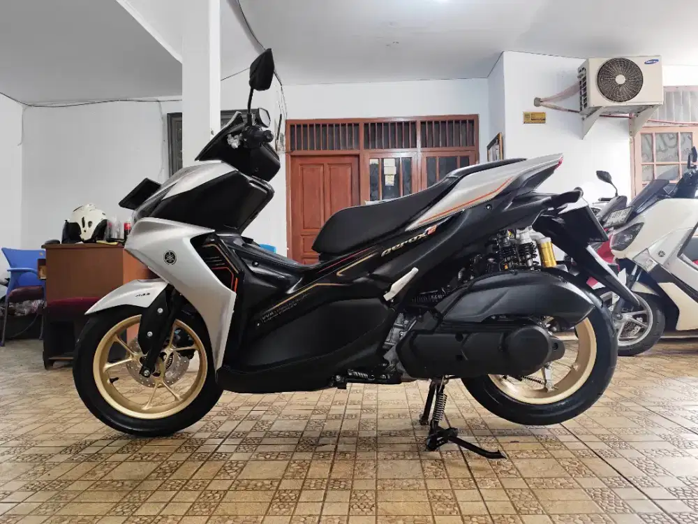YAMAHA AEROX 2023 ABS KM 9 RB AN MULUS ORI