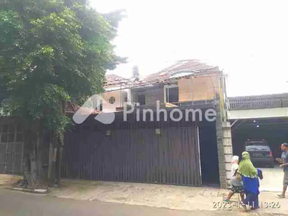 rumah strategis pinggir BKT‼️  jl Soekanto - duren sawit