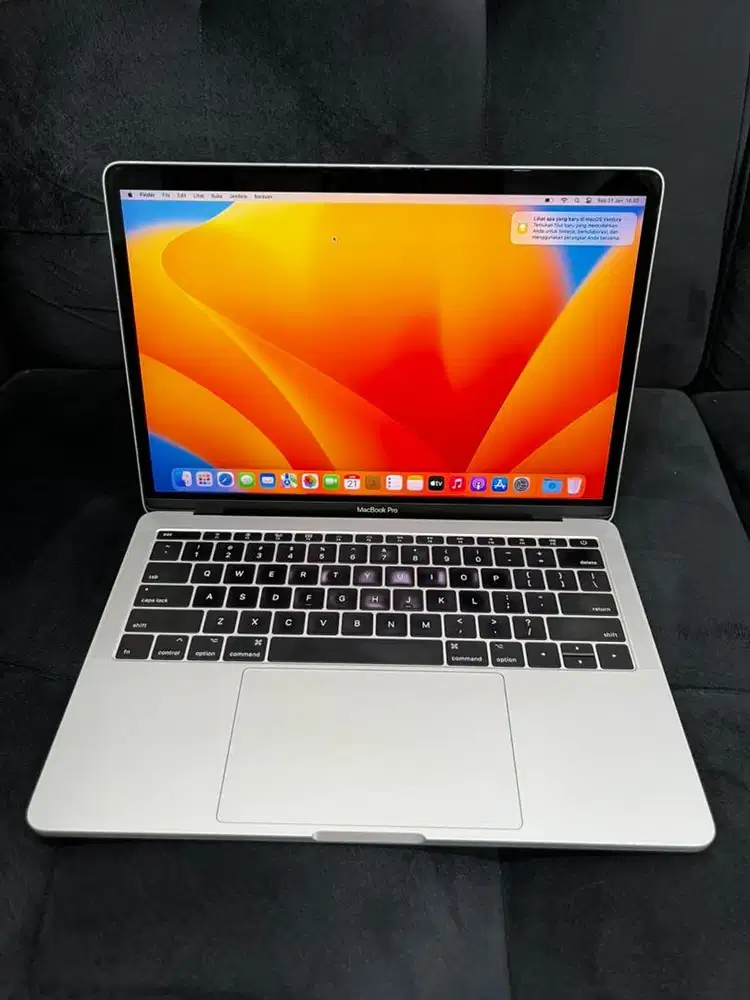 MacBook Pro 2017 13inch, 8/128GB i5 SECOND