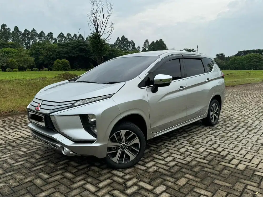 Xpander Ultimate 2019 km 50rb record mitshubishi CASH nego