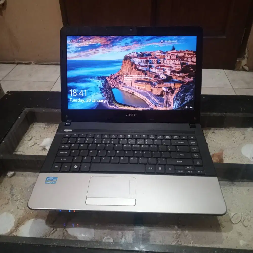 Acer Core i7 gen2 Ram 4 Cassing Mulus Batrey awet Normal Siap Paka