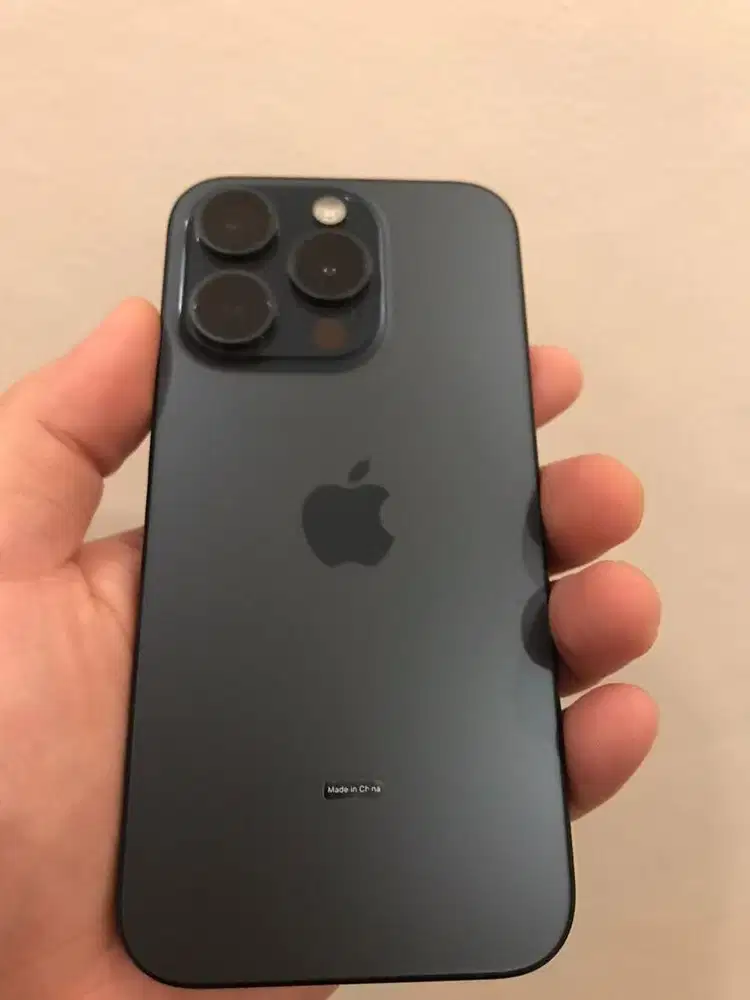 Iphone 15 pro 128 blue like new!