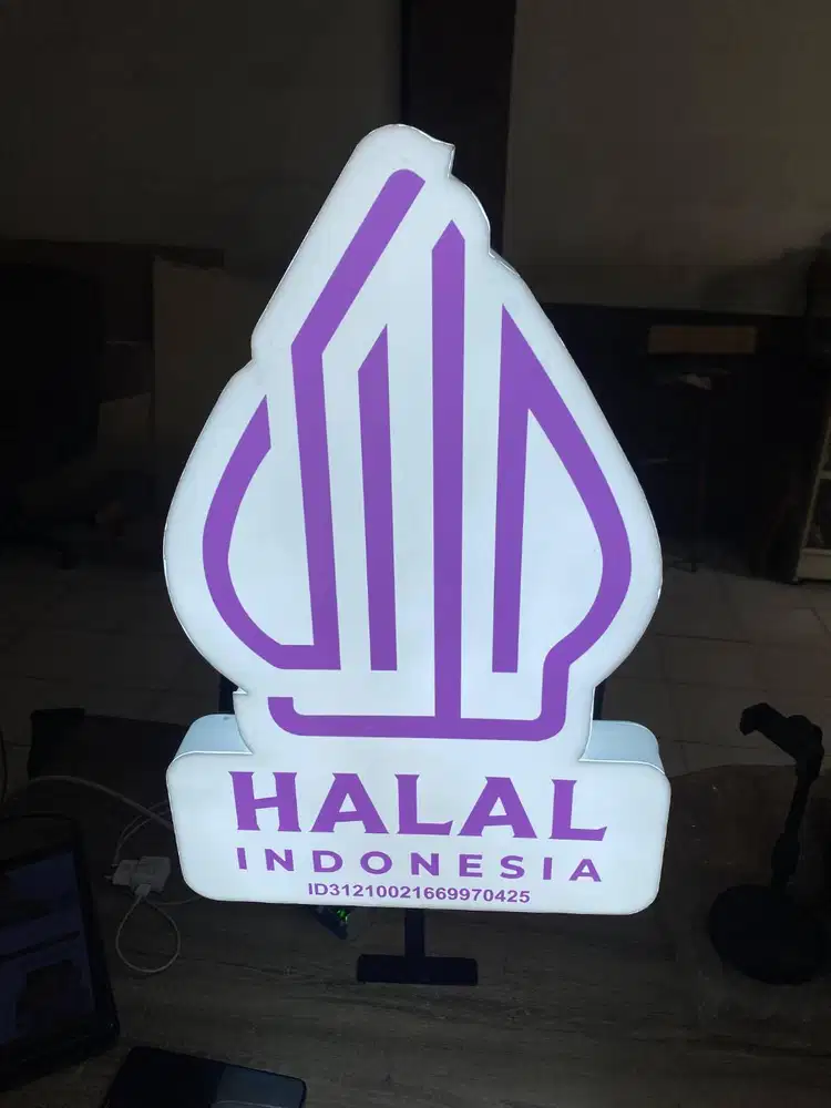 Neon box akrilik halal 60 cm x 40 cm