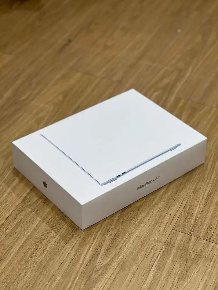 MacBook Air M4 2025 13inch 16/256