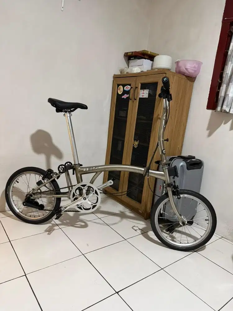 Sepeda lipat 3sixty bukan pikes brompton