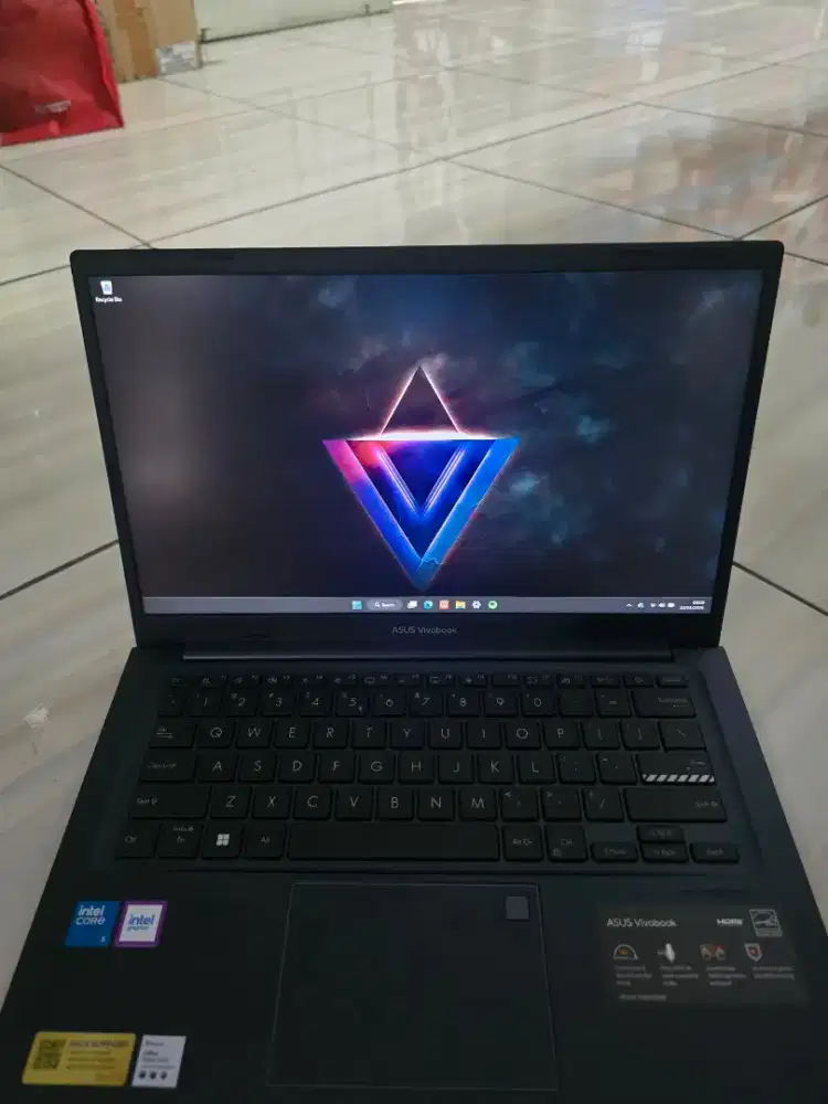 Asus Vivobook 14 A1404 - A1404VAP-VIPS5851M