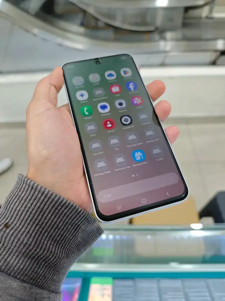 Samsung a56 12/256 garansi agustus 2026