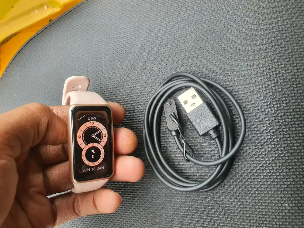 Jam Huawei Band 6 (PINK) (BACA DESKRIPSI)