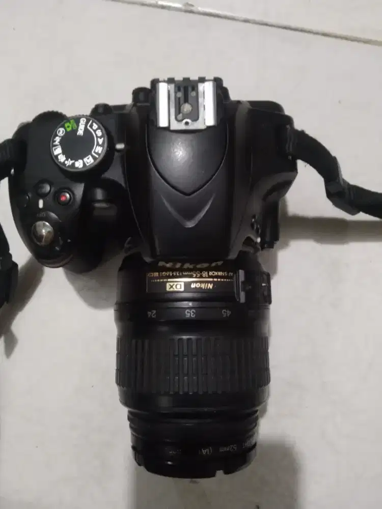 Dijual BU kamera Nikon 3200