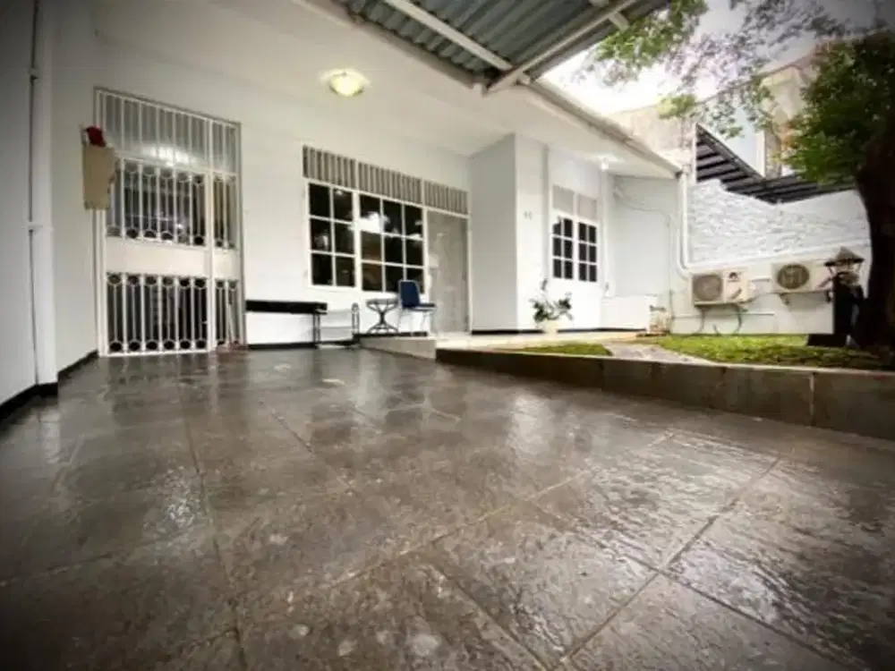Rumah di Villa Kelapa Dua Jakarta Barat