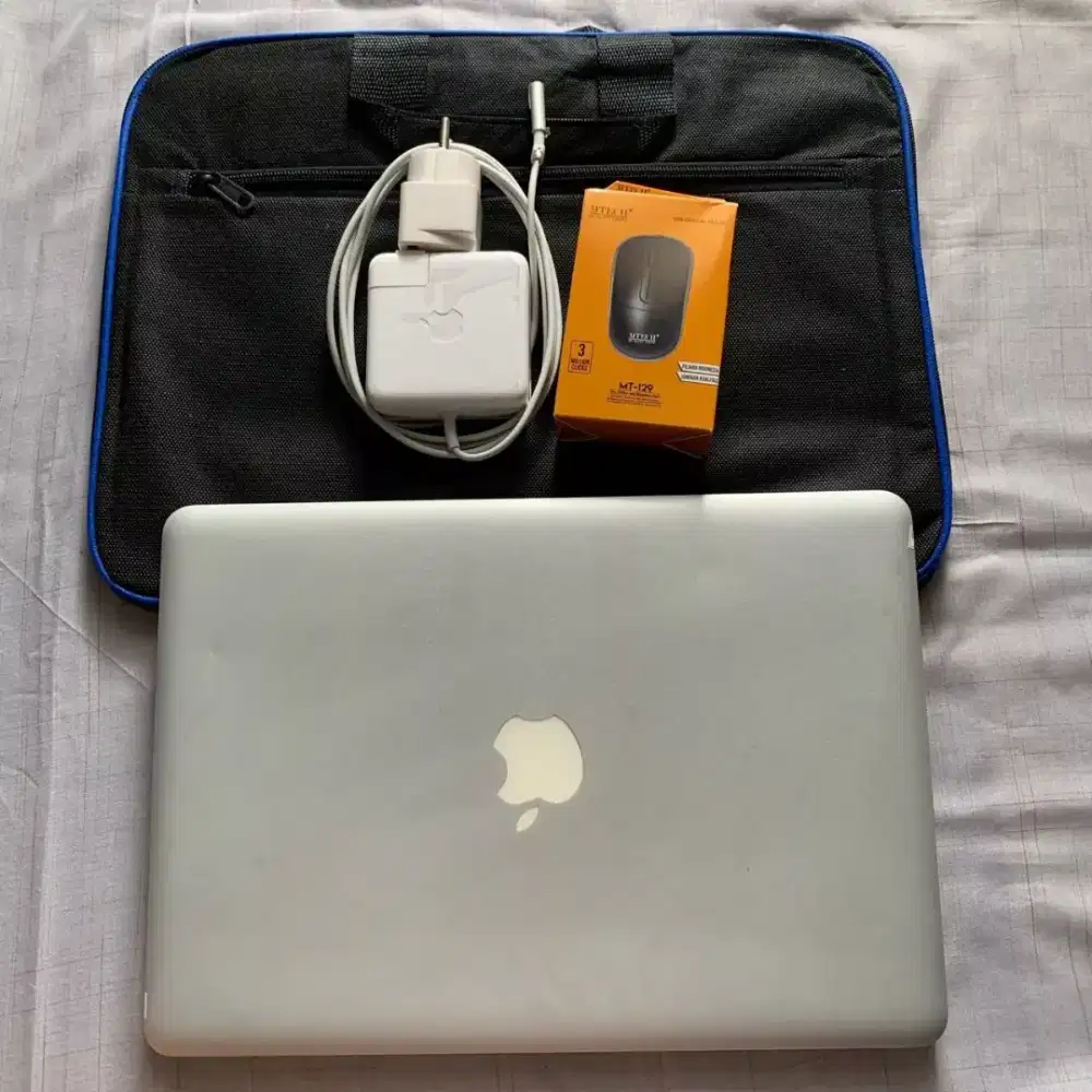 Laptop Macbook Pro Intel Core i5 Ram 16GB SSD 256GB Mac OS- siap pakai