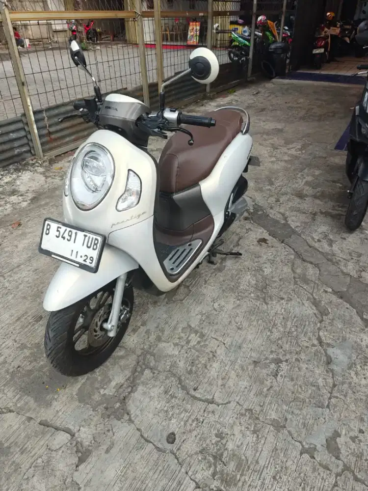 Scoopy prestige 2024 dp 750 rb km 8rb tub dkea