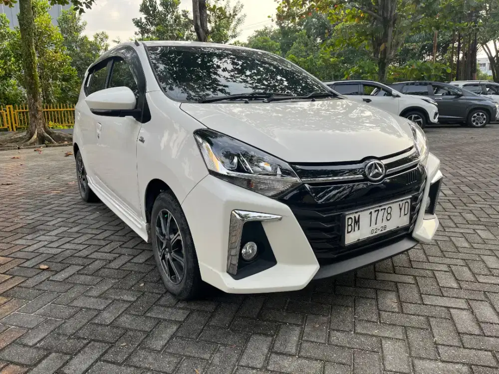 Ayla 1.2 R MT 2022 KM 18 Ribuan