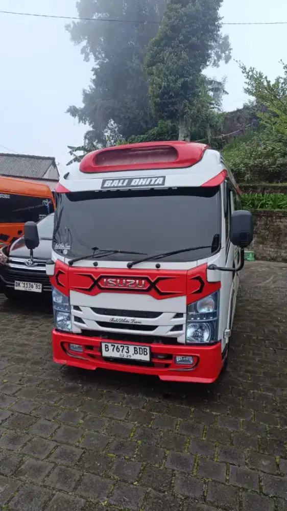 Giga Microbus Euro4 ,Th 2023, body New Lieng Lieng