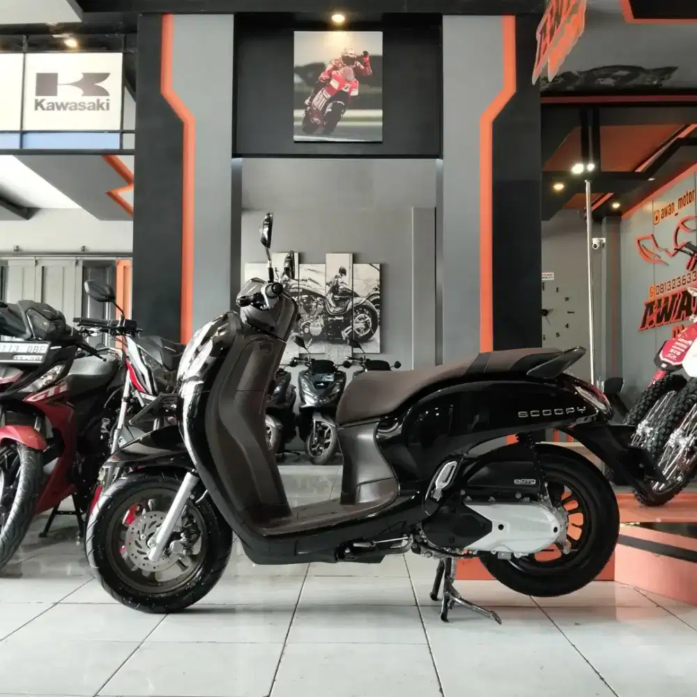 SCOOPY PRESTIGE 2022