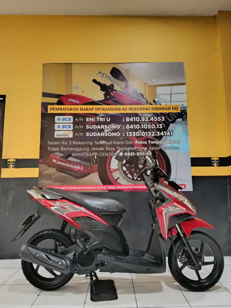 VARIO TECHNO TAHUN 2011(PUTRA TUNGGAL MOTOR)