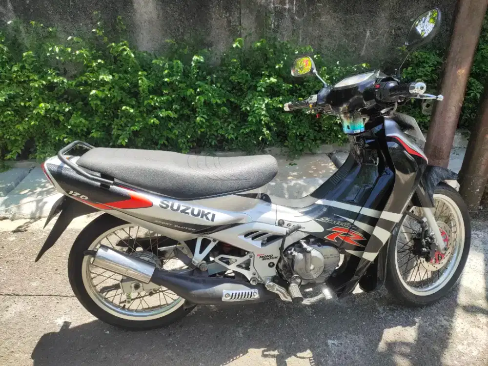 SATRIA 120 R HITAM SILVER 2002