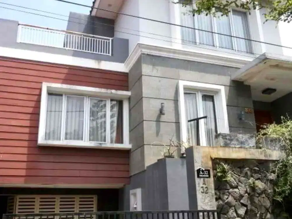 Dijual Rumah Kotamadya Bandung Favorit Keluarga