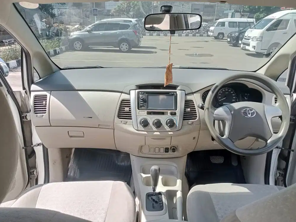 Toyota Kijang Innova 2013 Bensin