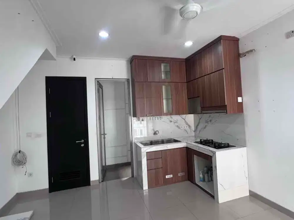 Fully Furnish Rumah , Pik2 Disewakan Uk:4,5X10m2 2 Lantai