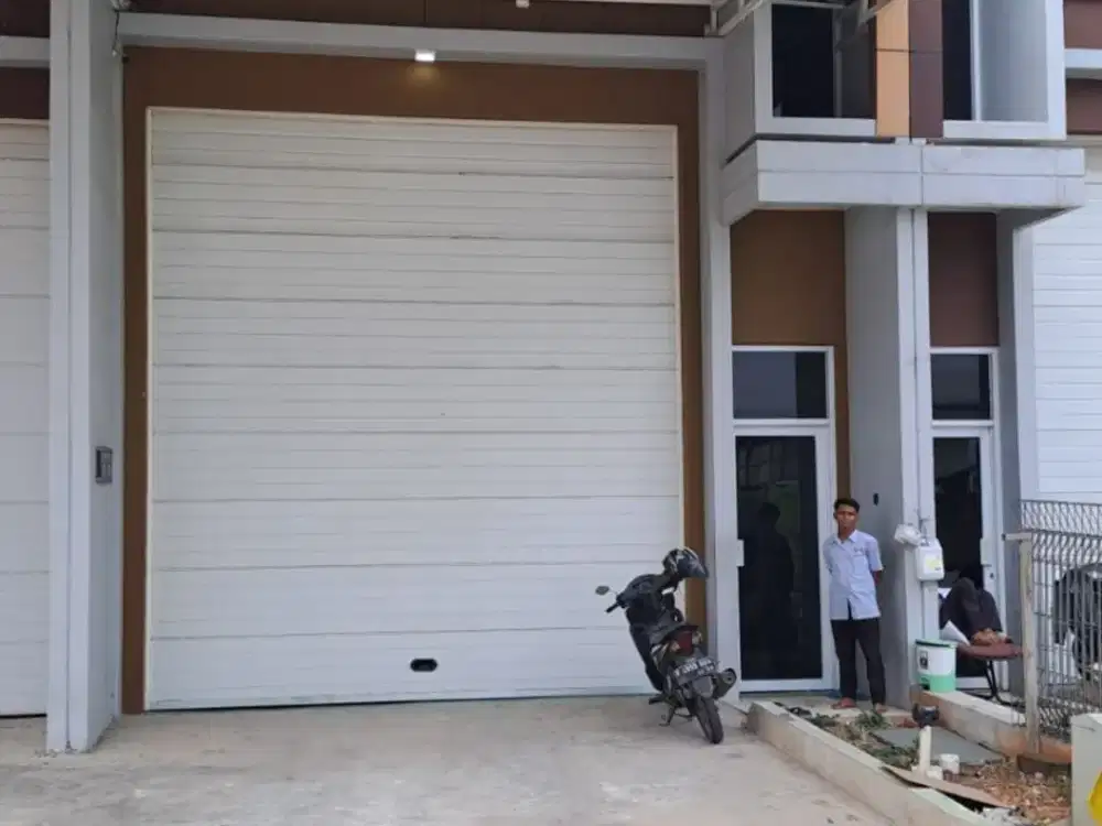 Gudang di Kawasan Industri  Tritonville Daan Mogot Tangerang Luas 180m2 HGB