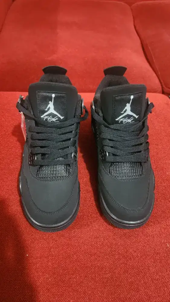 Sepatu Air Jordan 4 Retro Black New Nego Sampai Deal