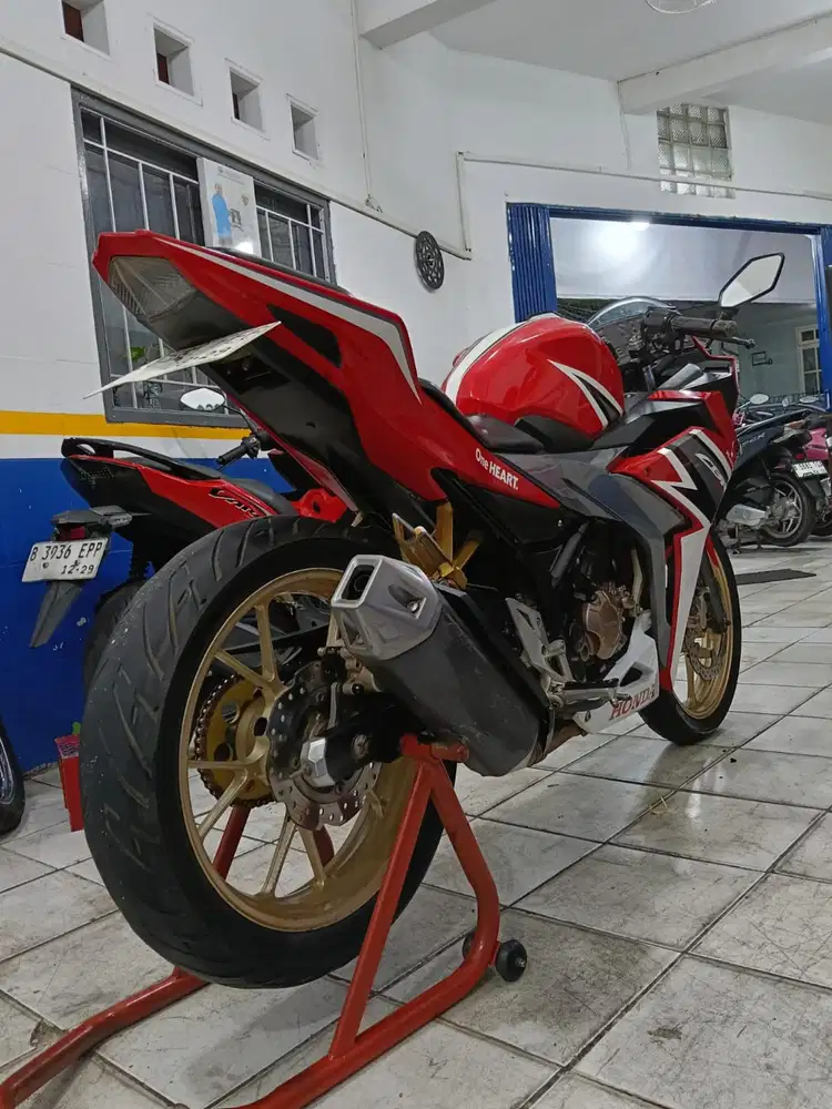 DP MINIM 500 CASH KREDIT NEW HONDA CBR 150R THN 2019 PAJAK IDUP