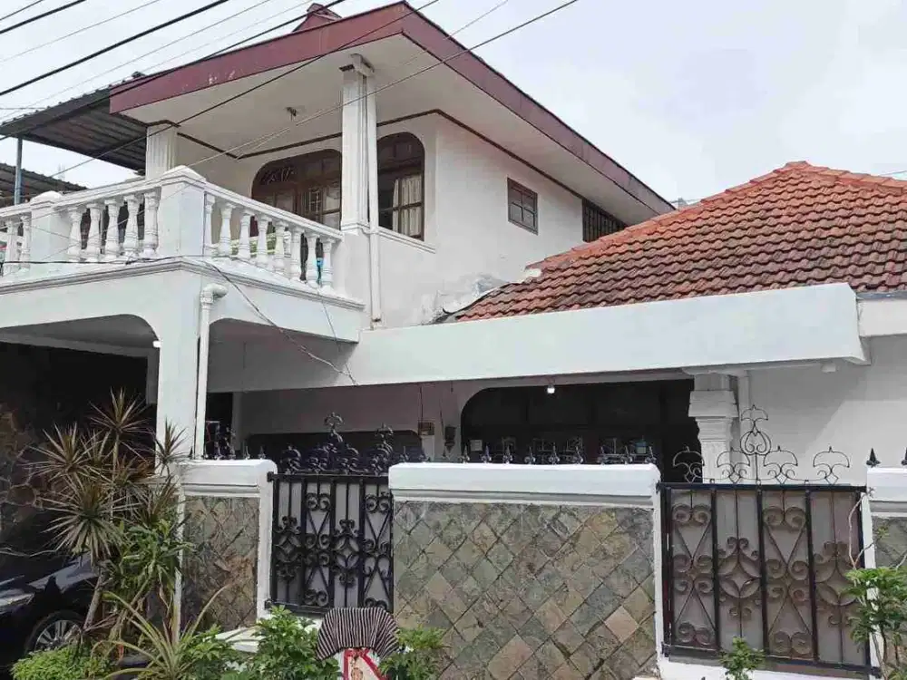 Rumah Strategis Bebas Banjir Di Cempaka Putih