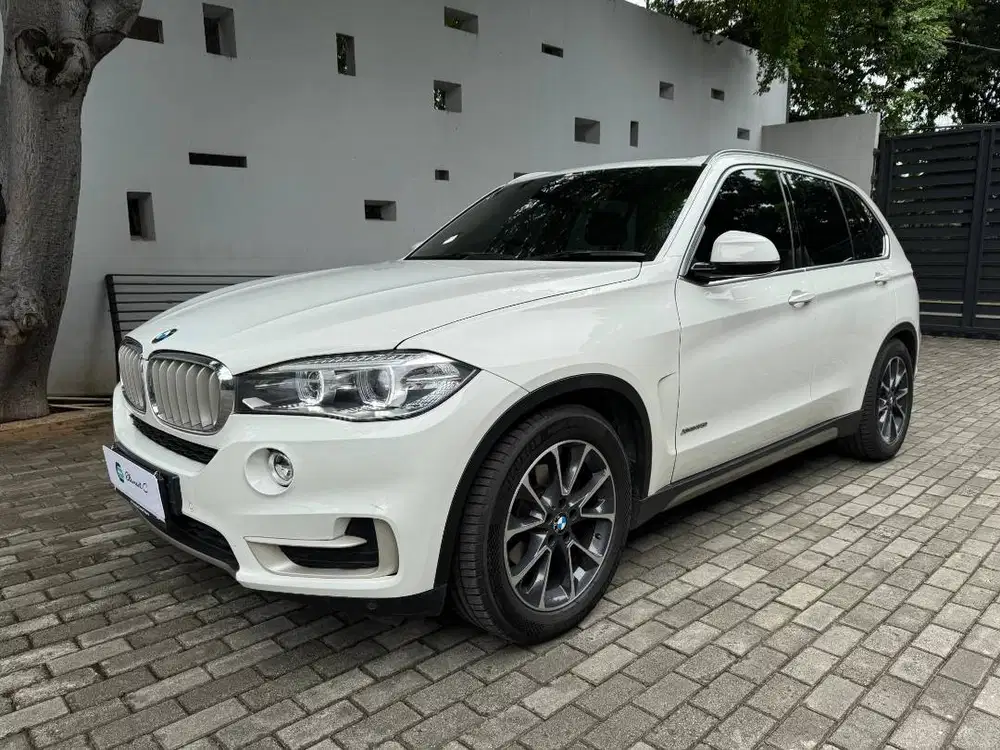 BMW X5 2017 xDrive35i  Low KM  AWD  Sunroof
