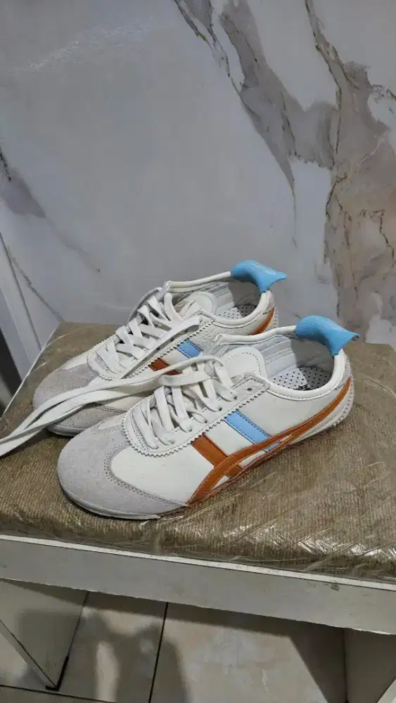 Sepatu like new uk 38