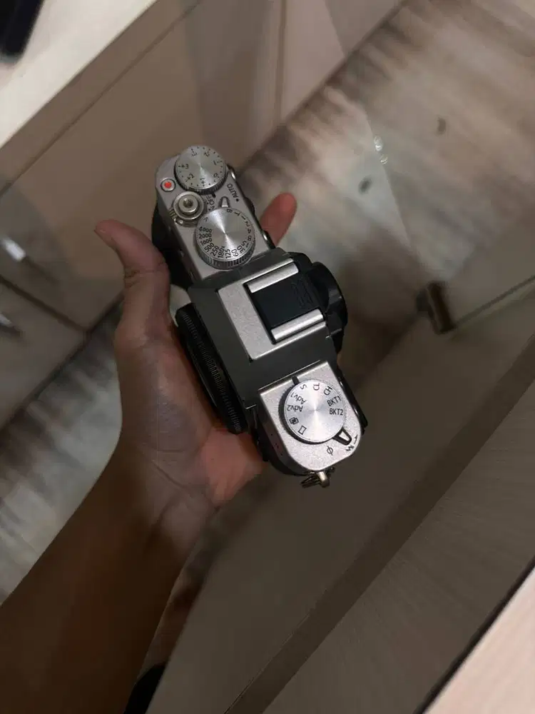 FUJIFILM X-T10 BODY ONLY SILVER ICM 1142
