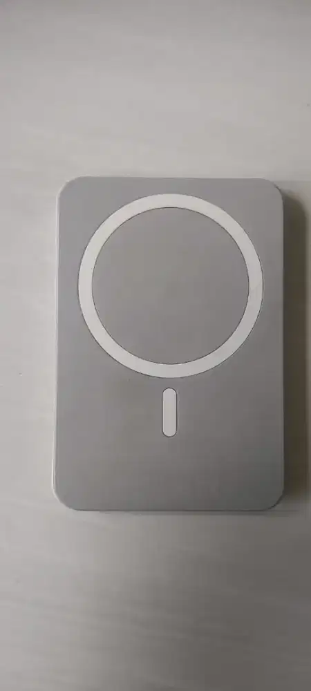 PowerBank Magnetic/Wireless Charging