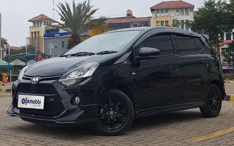 TDP 7,JT Toyota Agya 1.2 GR Sport Bensin-AT Hitam 2022