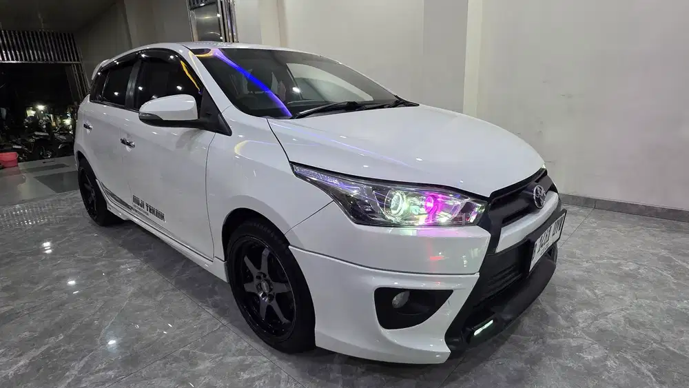 Toyota Yaris trd 2015 km 28 Rp 127.000.000