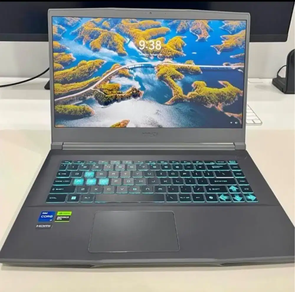 Laptop gaming MSI Fullset Like new RTX 3050 ram 32 gb