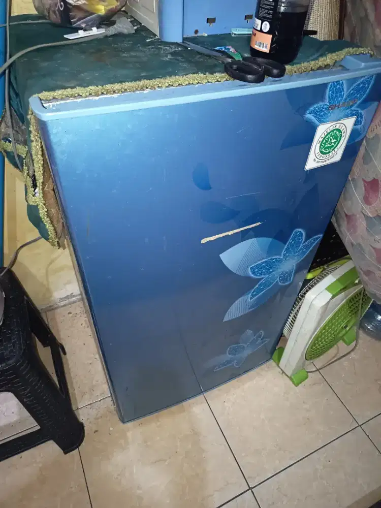Kulkas 1 pintu Dari SHARP