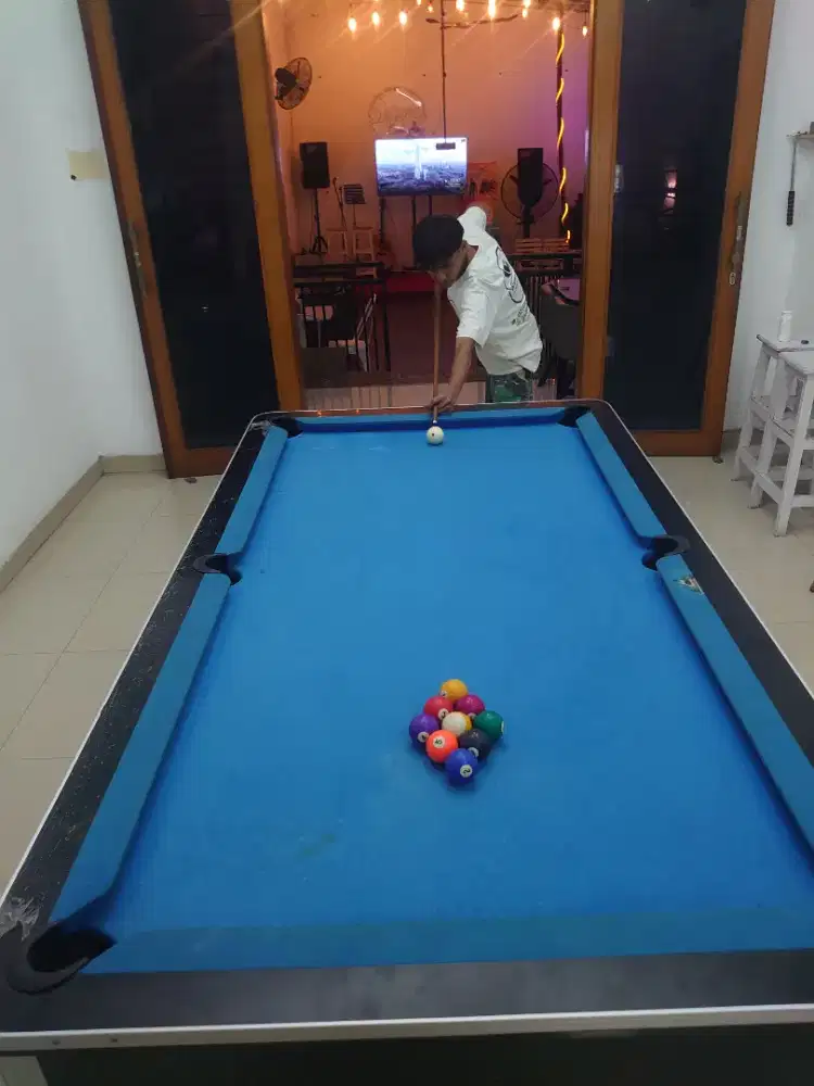 Meja 8 feet Billiard