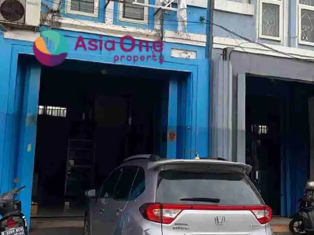Di Jual Ruko Dekat Mall Transmart Orlin Arcade 
Di Graha Raya Serpong 
Tangerang Selatan