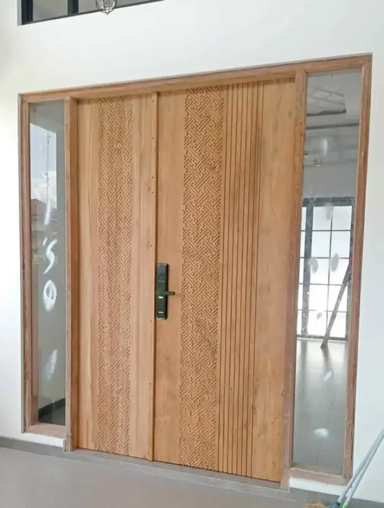 Pintu jati perhutani