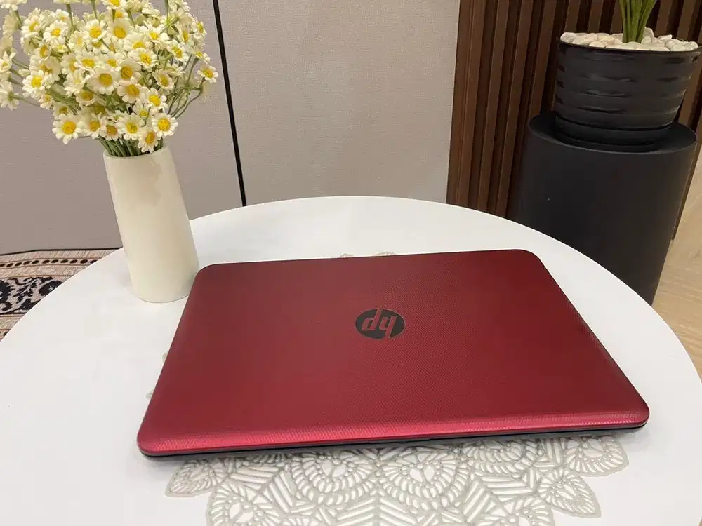 Laptop hp 14 inci normal