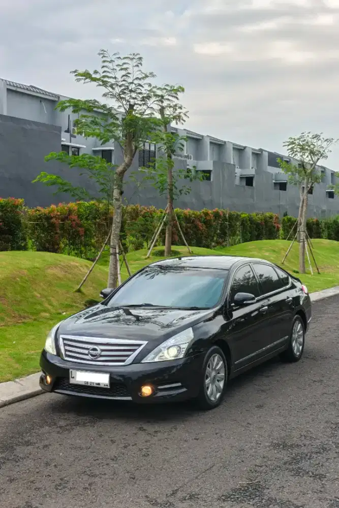 Nissan Teana Facelift 2.5XV Matic 2012 Hitam