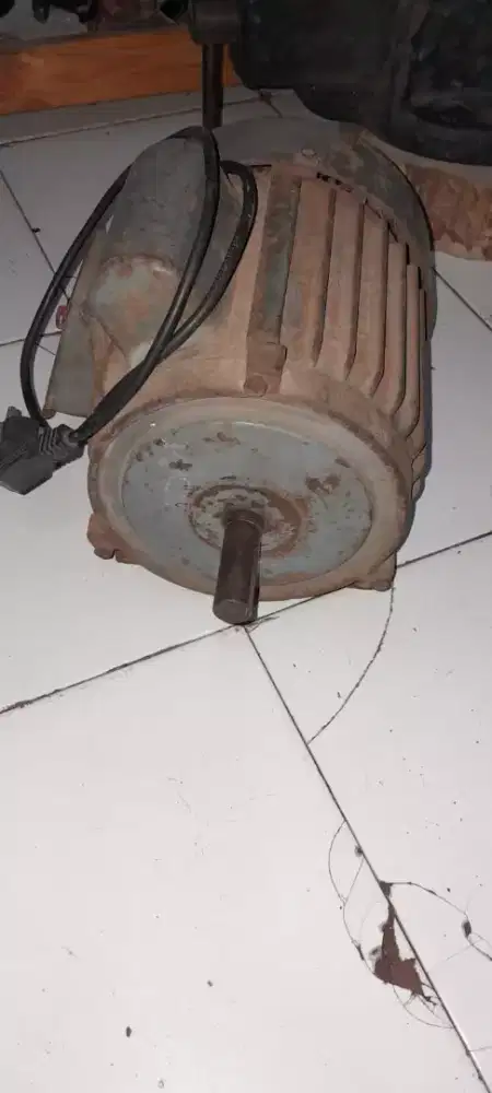 Jual Dinamo bekas mesin Steam 2 HP