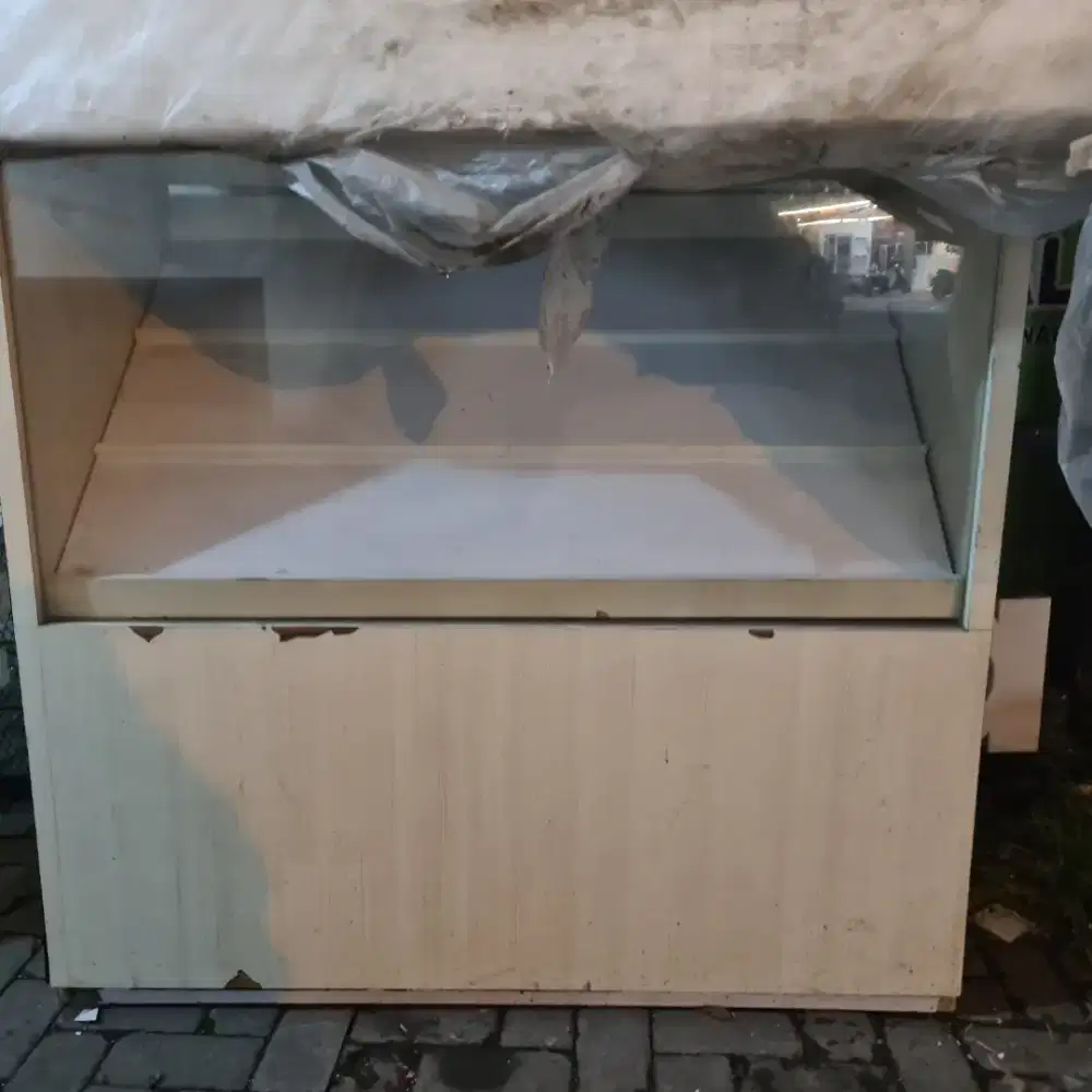 Etalase HP bekas konter 3 baris