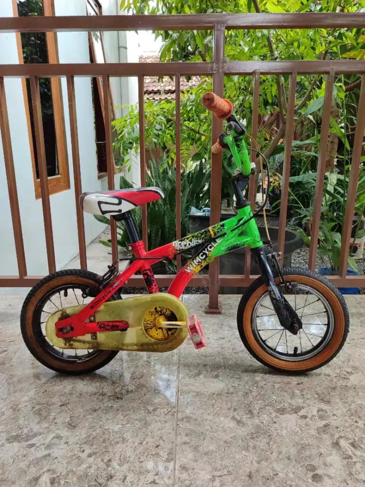 Sepeda Anak Wimcycle firebird ring 12 bekas