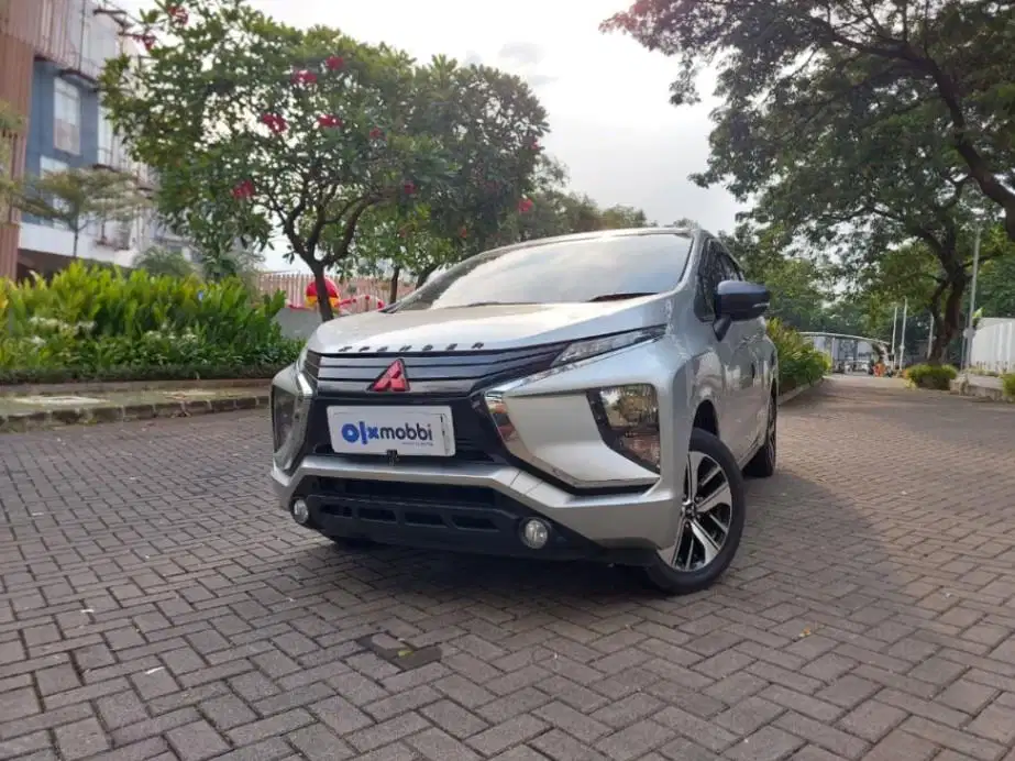 DP RINGAN Mitsubishi Xpander 1.5 Exceed Bensin-AT Silver CPOOB