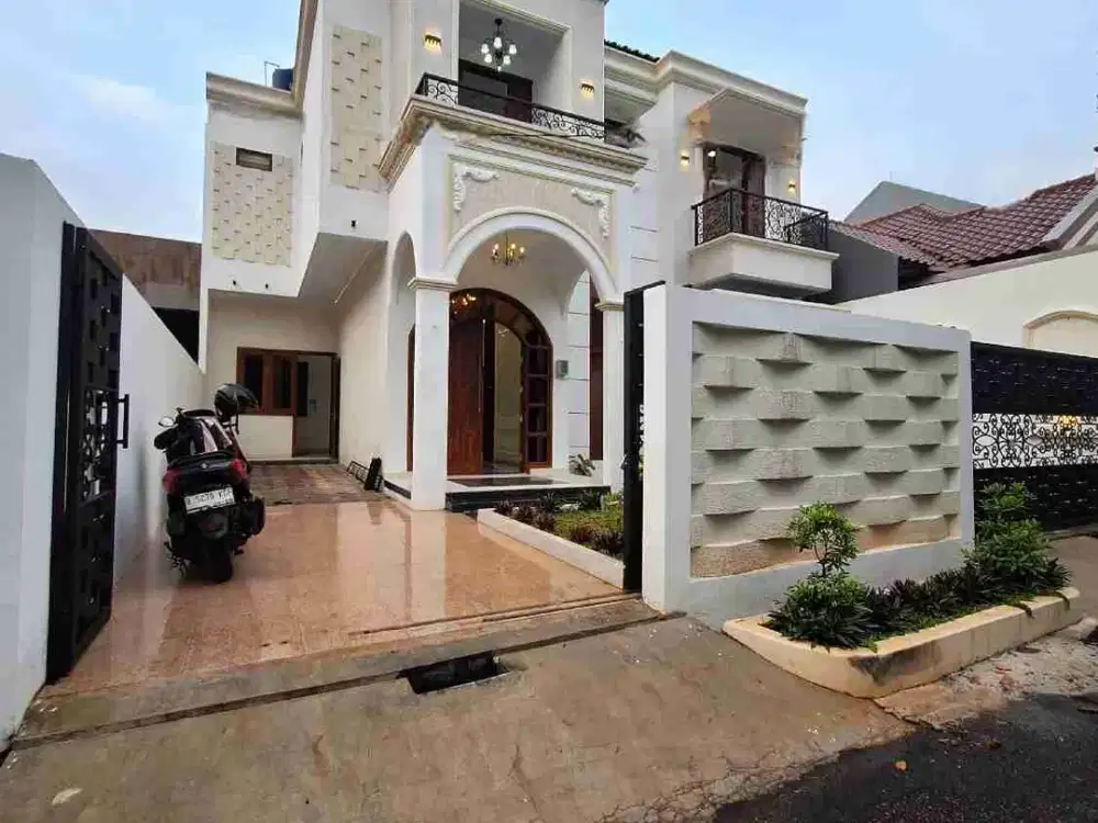 Di Jual Rumah  Baru super mewah dalam Komplek Elite Pondok kelapa Jakarta Timur