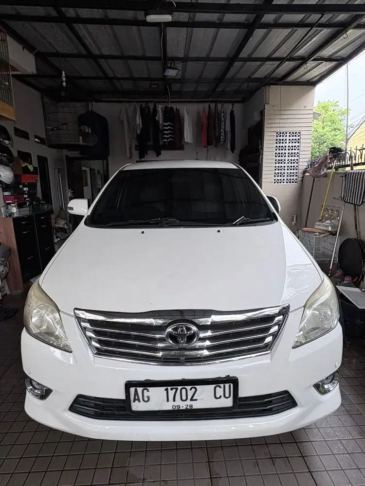 Toyota Kijang Innova 2013 Bensin