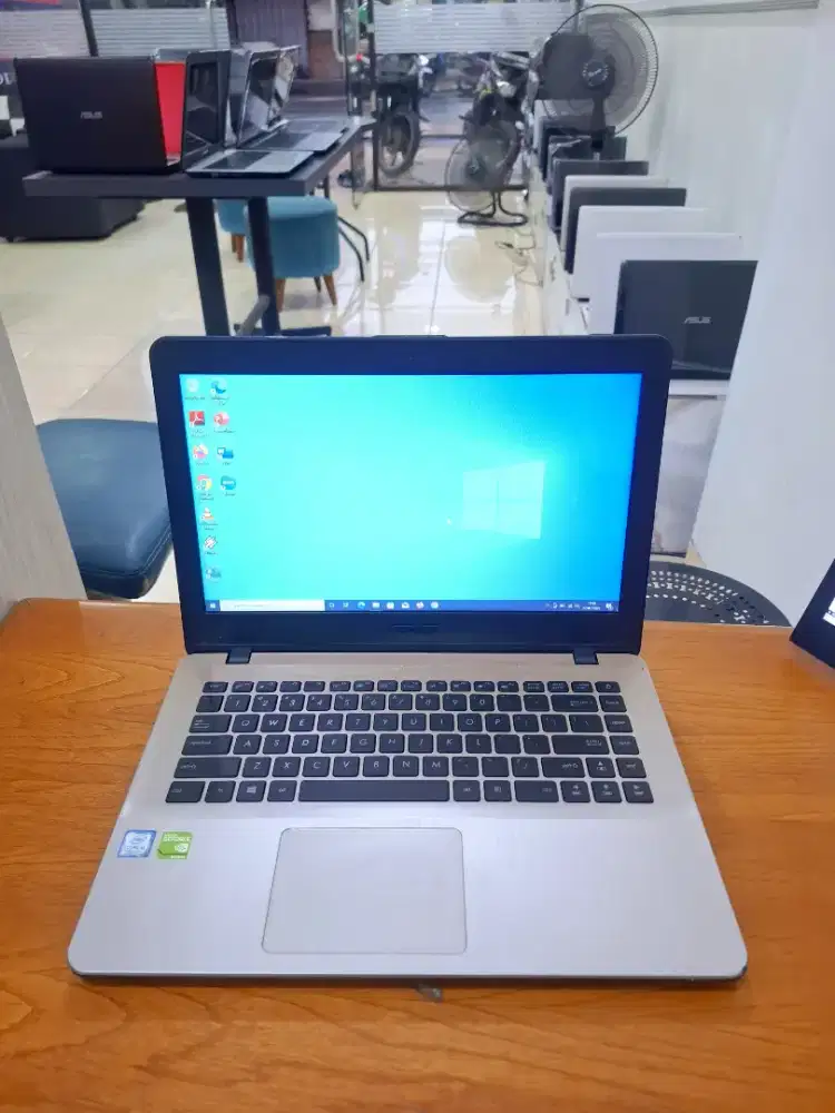 ASUS A442U Core i5  Gen 8 Gaming