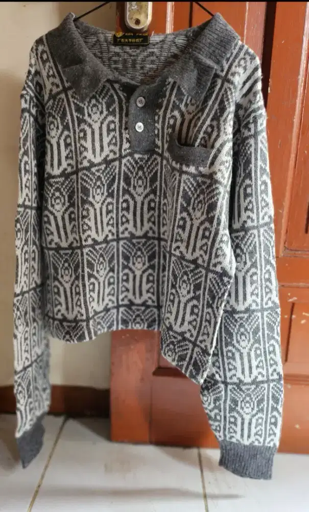 Ventage lengan panjang cropp